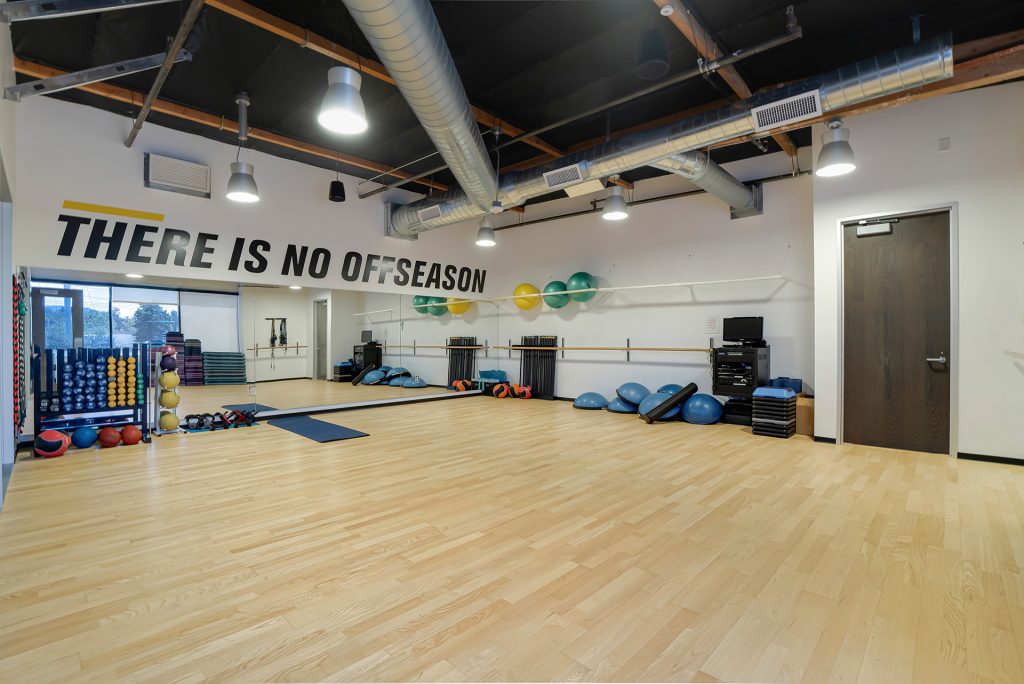 Interior of 3500 Willow Lane property
