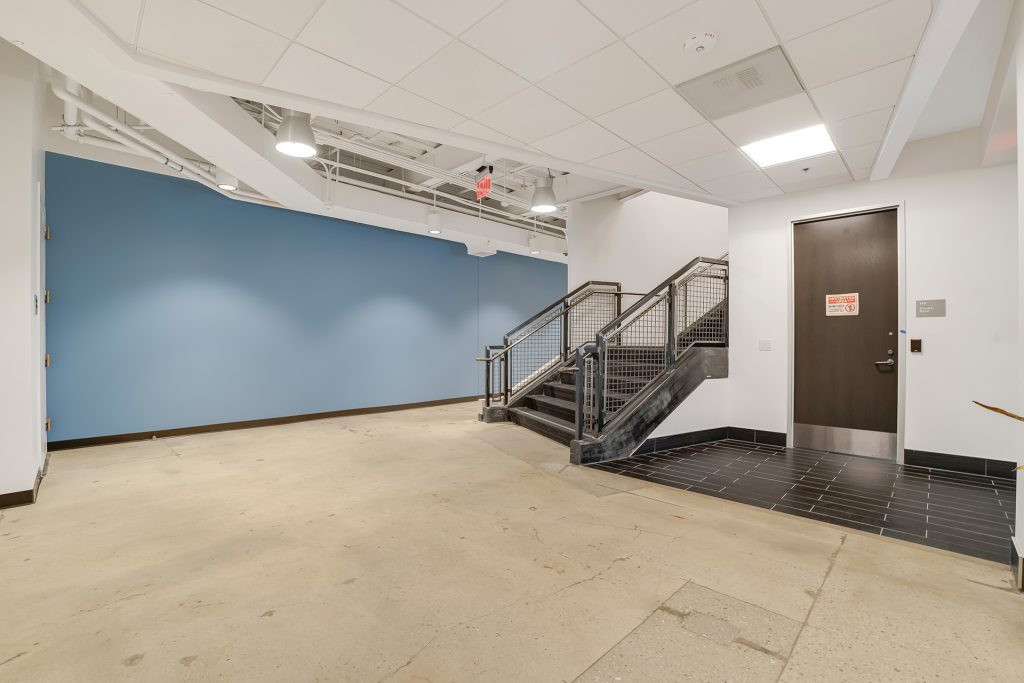Interior of 3500 Willow Lane property